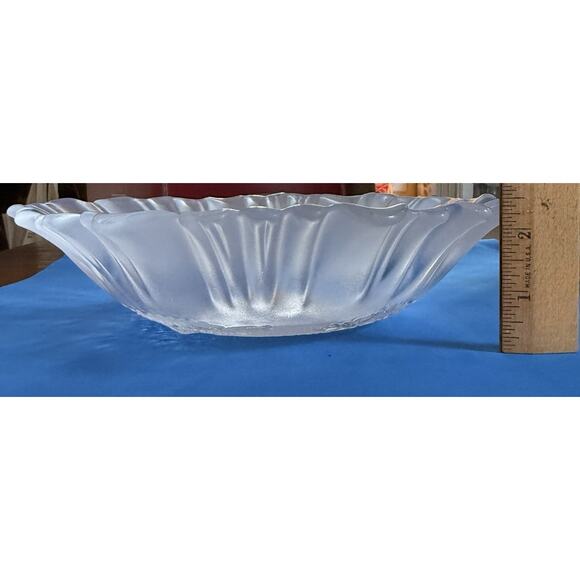 MIKASA 10.5” Frosted Glass Bowl Celebrations Winter Dreams Collection NIB - Picture 10 of 15